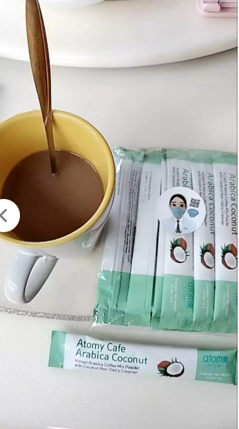 Thai Arabica Coffee Coconut Flavor Instant Coffee Sticks 10 Sachets