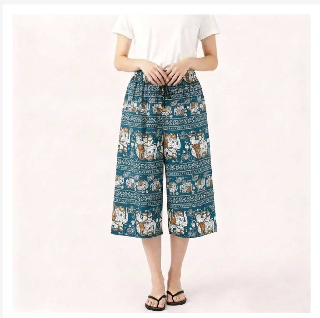 Thai Knee-Length Pants Traditional Print Relaxed Fit