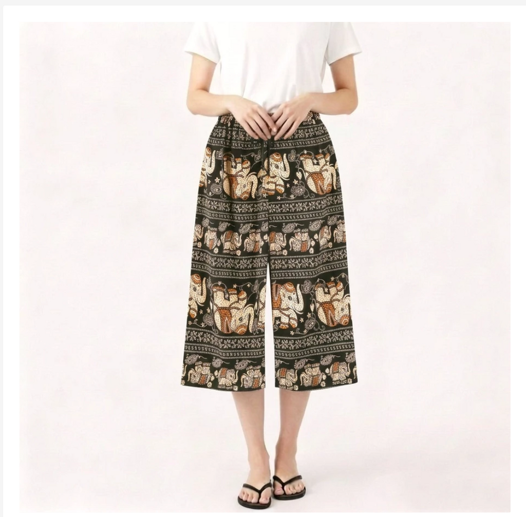 Thai Knee-Length Pants Traditional Print Relaxed Fit