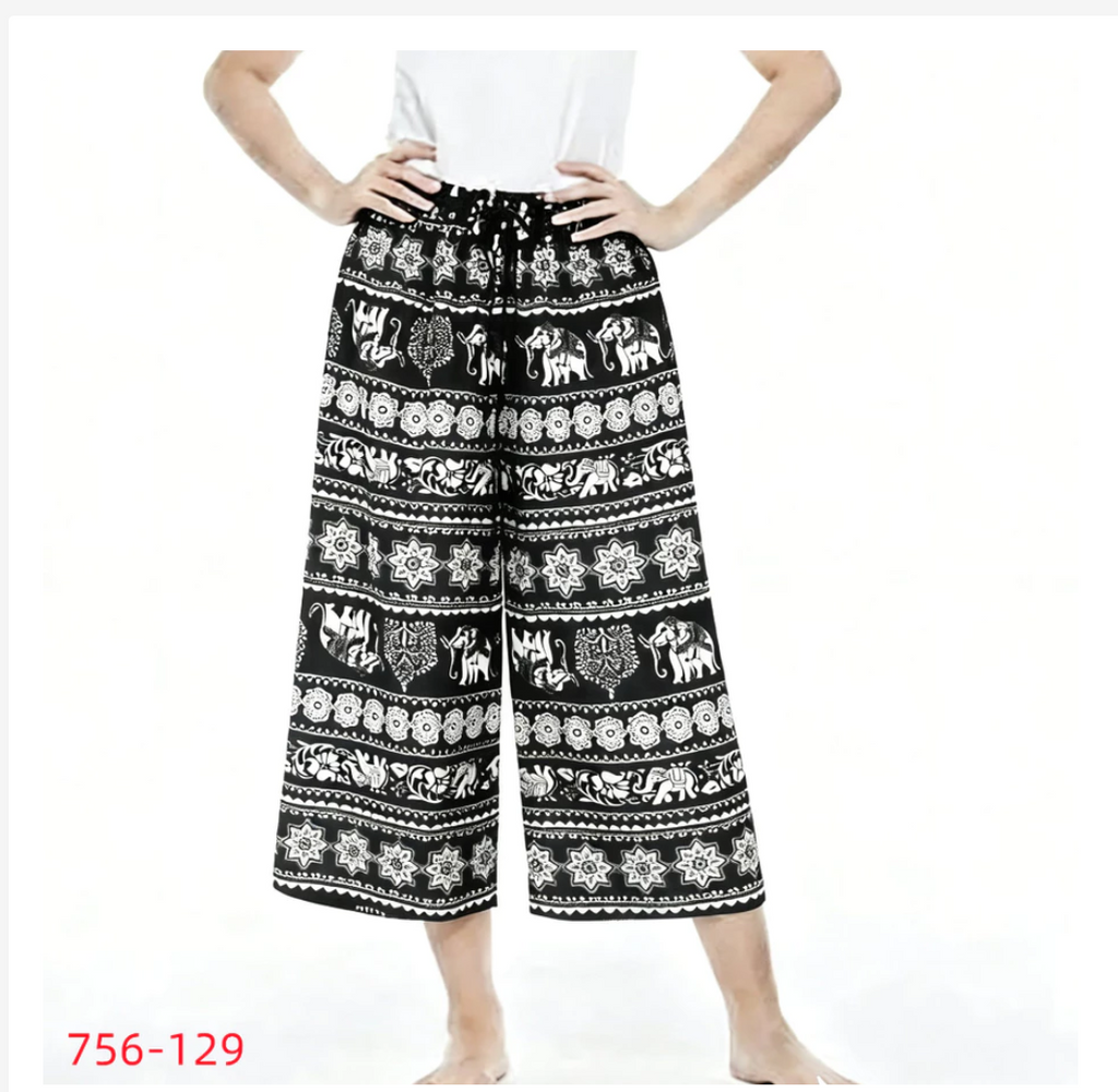 Thai Knee-Length Pants Traditional Print Relaxed Fit
