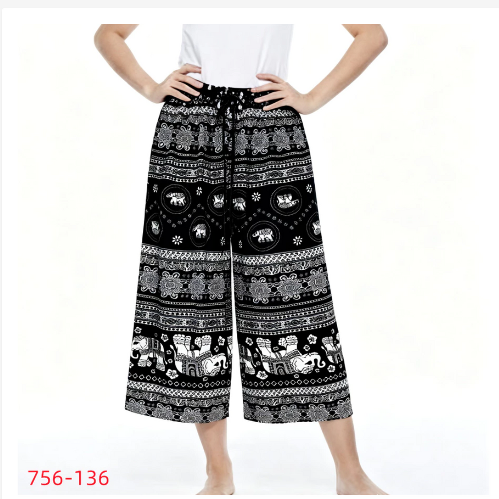 Thai Knee-Length Pants Traditional Print Relaxed Fit