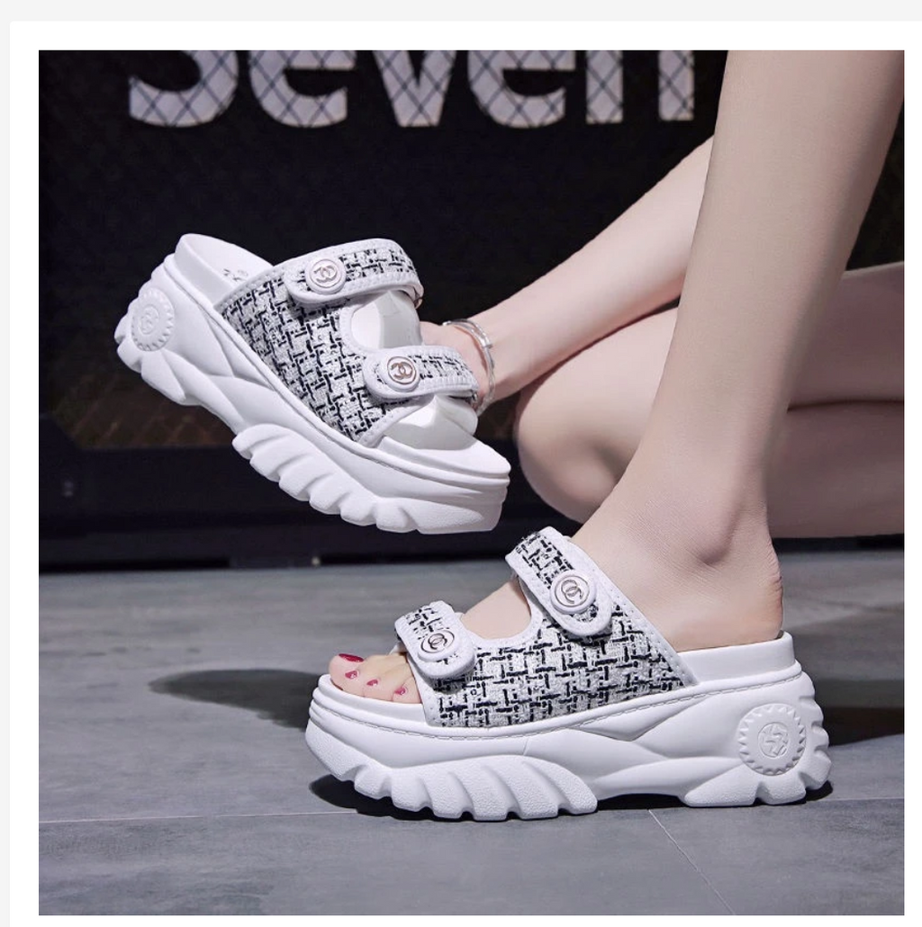 Korean Style Platform Sandals  Elevated Everyday Comfort