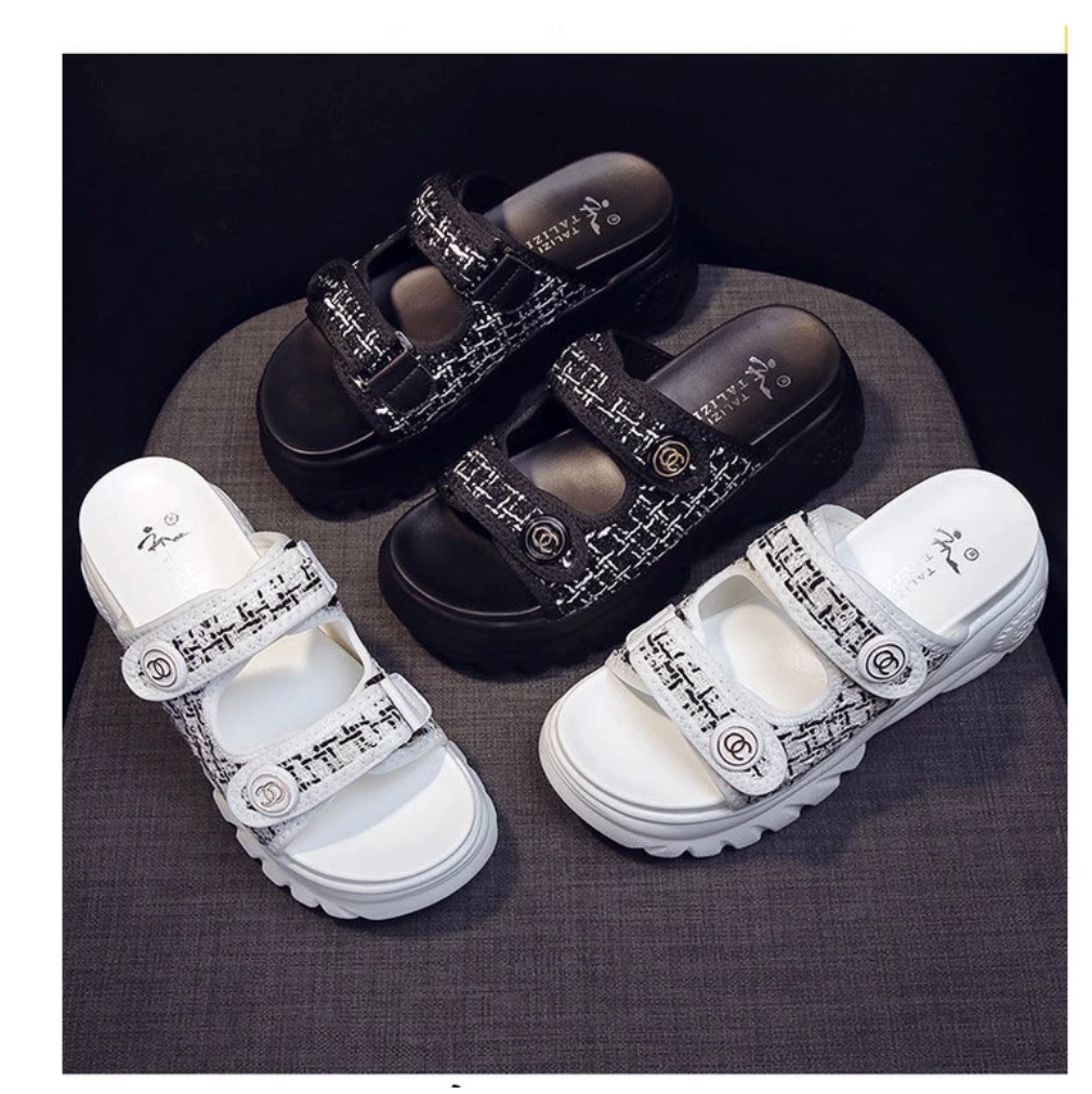 Korean Style Platform Sandals  Elevated Everyday Comfort
