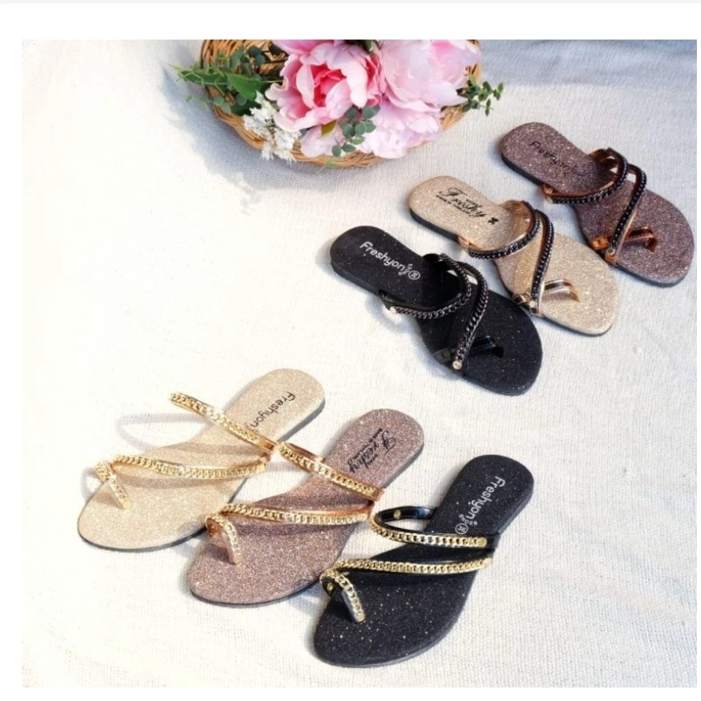 Women’s Glitter Flip Flops  Sparkling Summer Style