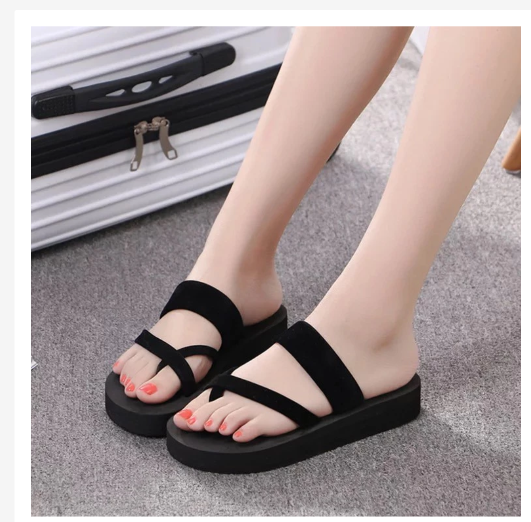 Women’s Toe Strap Sandals  Soft Minimal Everyday Style
