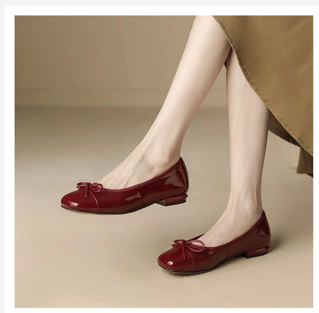 Women’s Bow Heel Sandals  Elegant Classic Style