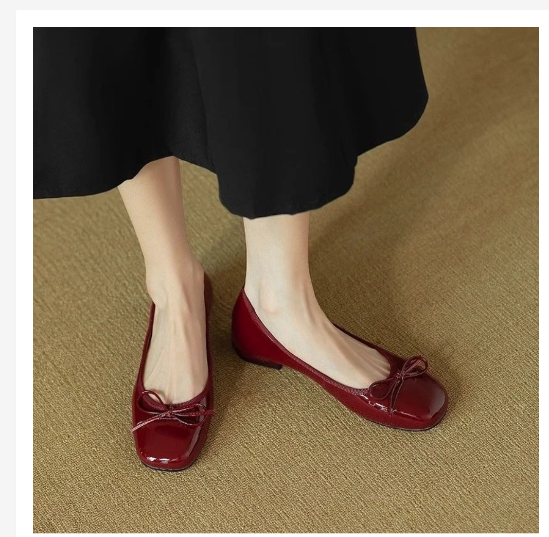 Women’s Bow Heel Sandals  Elegant Classic Style