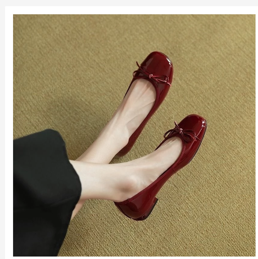 Women’s Bow Heel Sandals  Elegant Classic Style