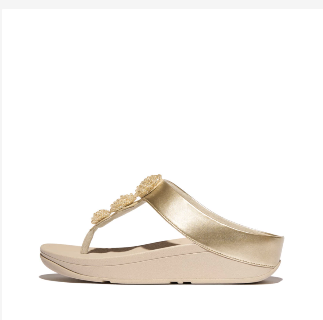 FitFlop Fino Beadie-Button Metallic Women’s Flip-Flops – Gold