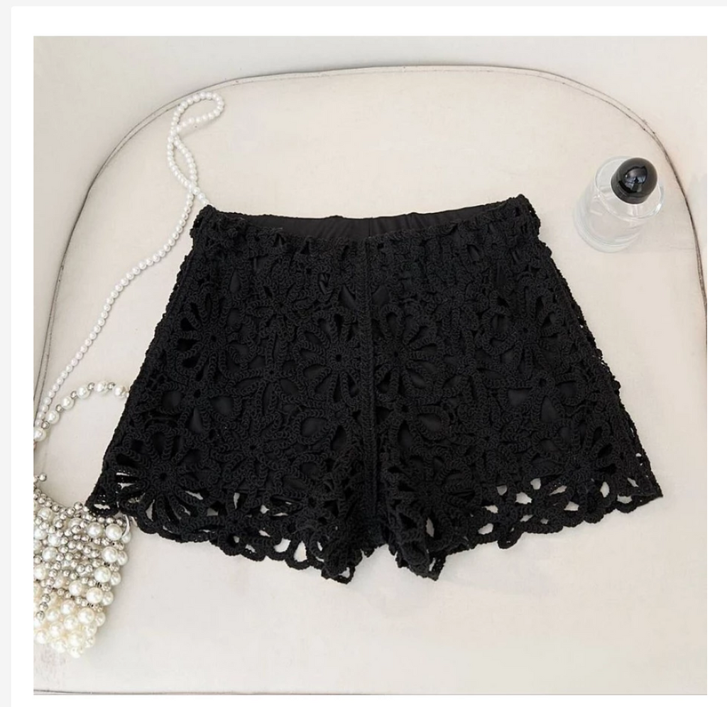 Boho Crochet Summer Shorts – Free Size, 20+ Designs