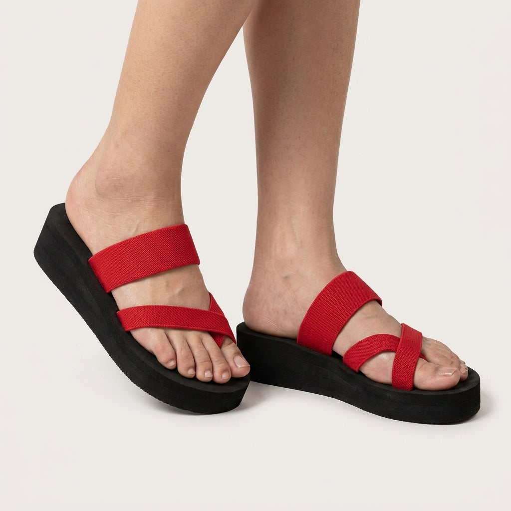 Women’s Toe Strap Sandals  Soft Minimal Everyday Style